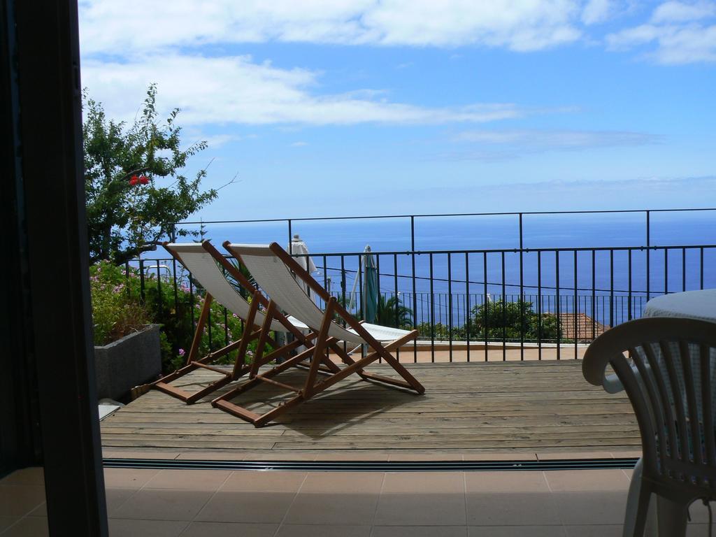 Banda Do Sol Self Catering Cottages Estreito da Calheta Kültér fotó